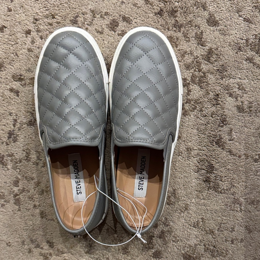 Steve Madden Quilted Gray Slip-On Loafers
